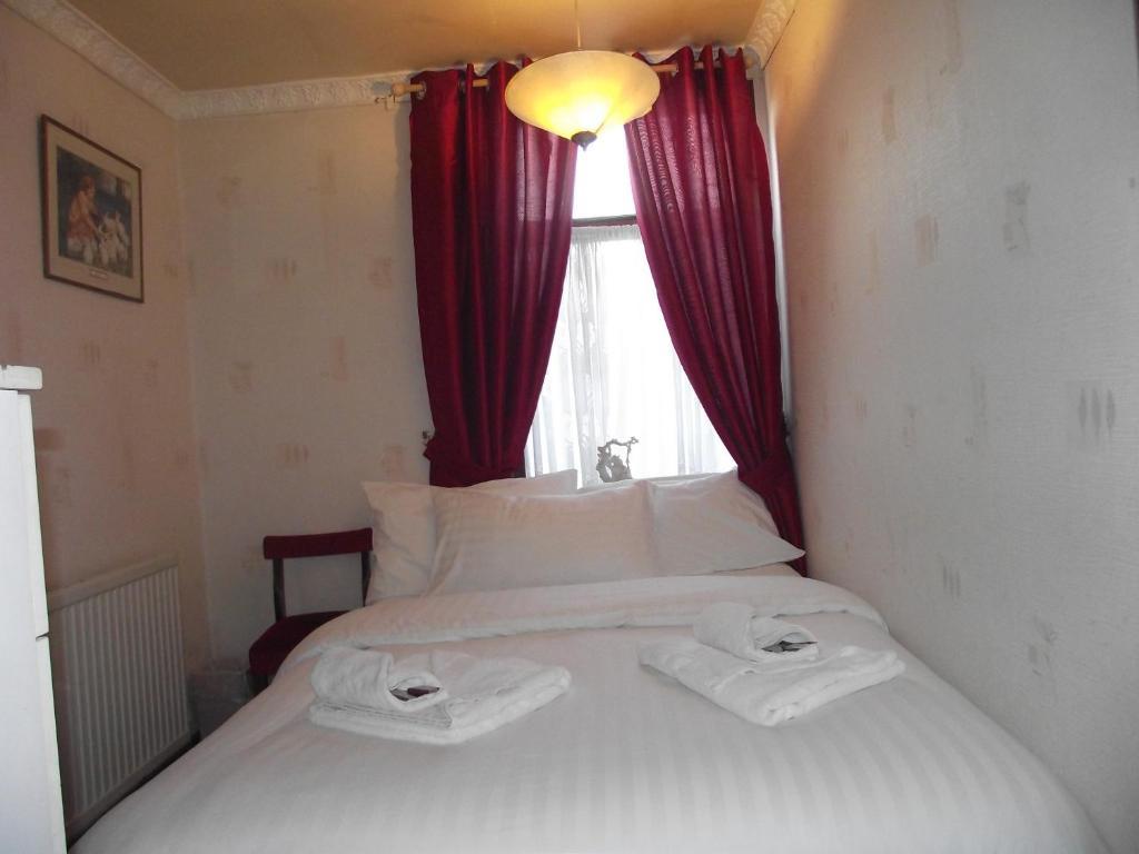 Fortuna House Hotel بلاكبول الغرفة الصورة